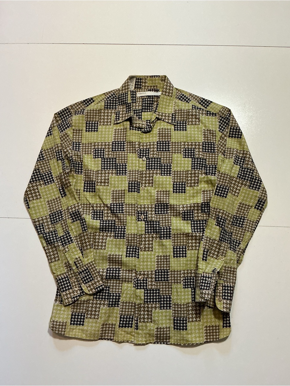 Perry Ellis Houndstooth All Over Print 100% Cotton Slim Long Sleeve Button Shirt